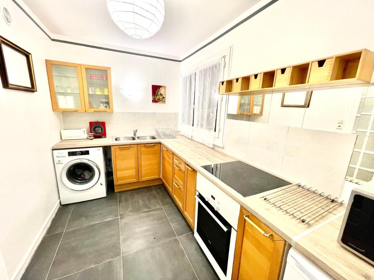 Chambre Privee En Colocation Dans Un Appartement Au Centre De Rillieux La Pape Exteriör bild