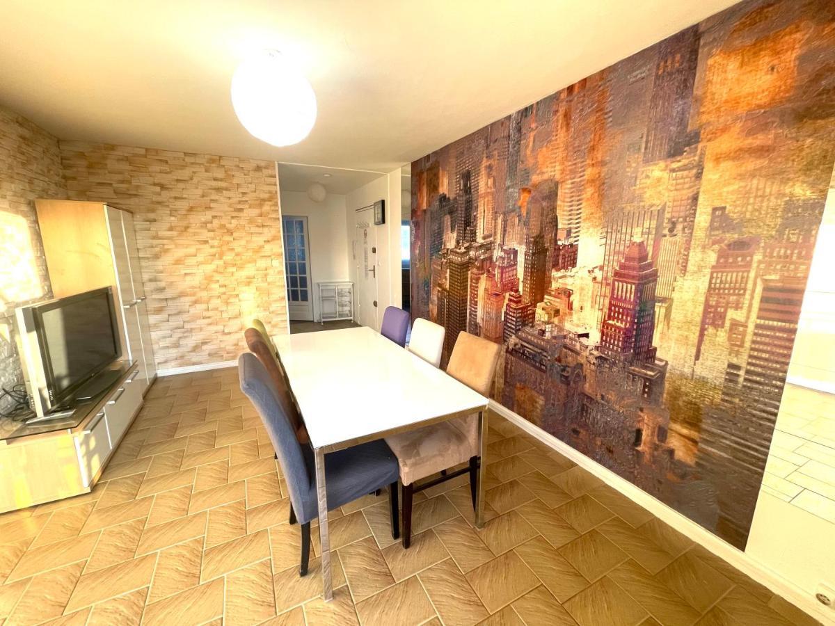 Chambre Privee En Colocation Dans Un Appartement Au Centre De Rillieux La Pape Exteriör bild