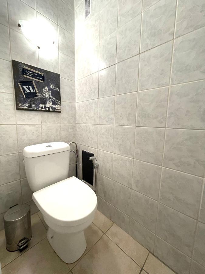 Chambre Privee En Colocation Dans Un Appartement Au Centre De Rillieux La Pape Exteriör bild