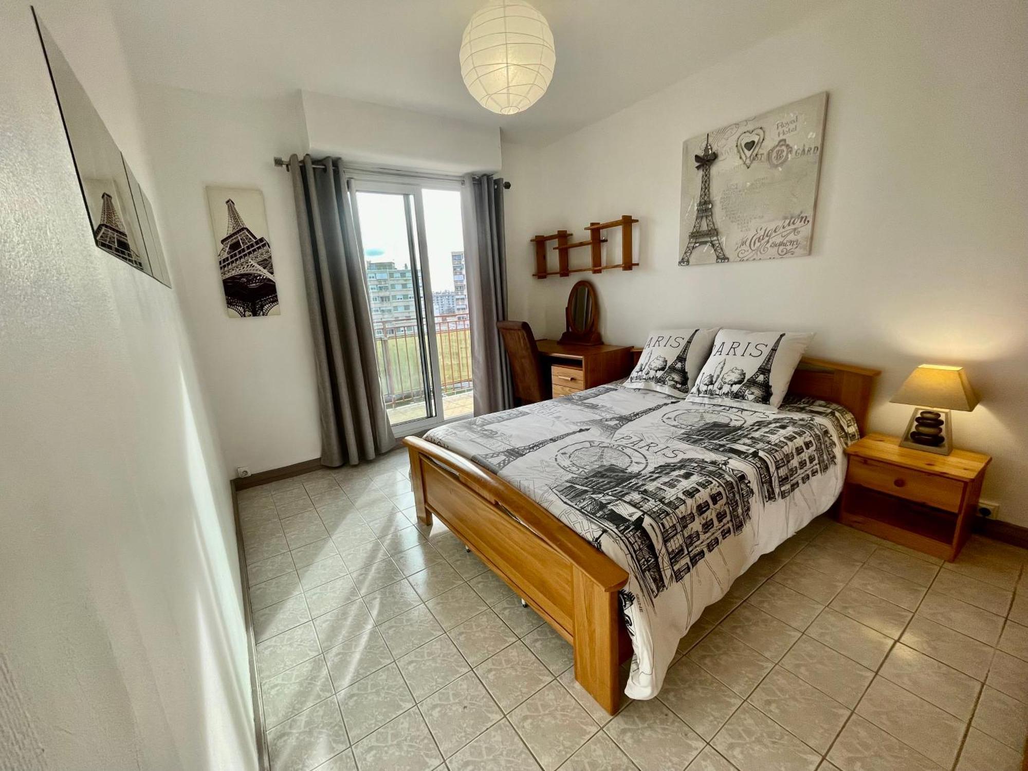 Chambre Privee En Colocation Dans Un Appartement Au Centre De Rillieux La Pape Exteriör bild